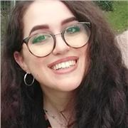 laureanda in economia, diplomata al liceo scientifico offre ripetizioni di matematica